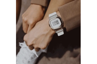 Часы Casio GM-S5600G-7E кварцевые