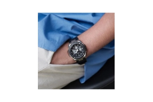 Часы Casio GST-W300-1A кварцевые